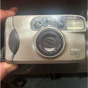 Nikon zoom 210af